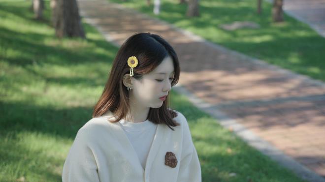 女神氪金系统 Torrent Download 女神氪金系统 Torrent Download